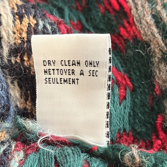 Talbot’s Large heavy wool Nordic Fair Isle red, navy green gray cardigan sweater - Picture 9 of 9